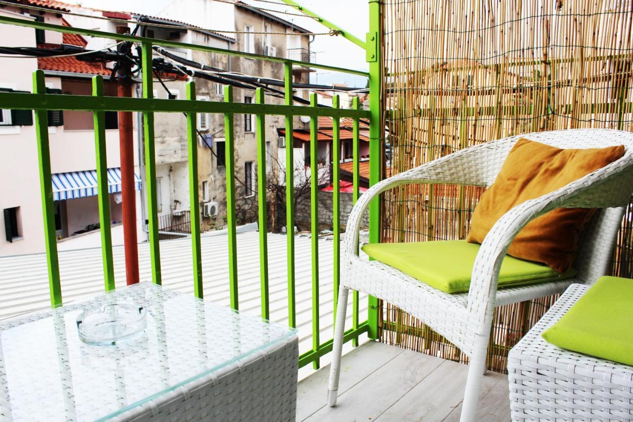 Croparadise Hostel Split Buitenkant foto