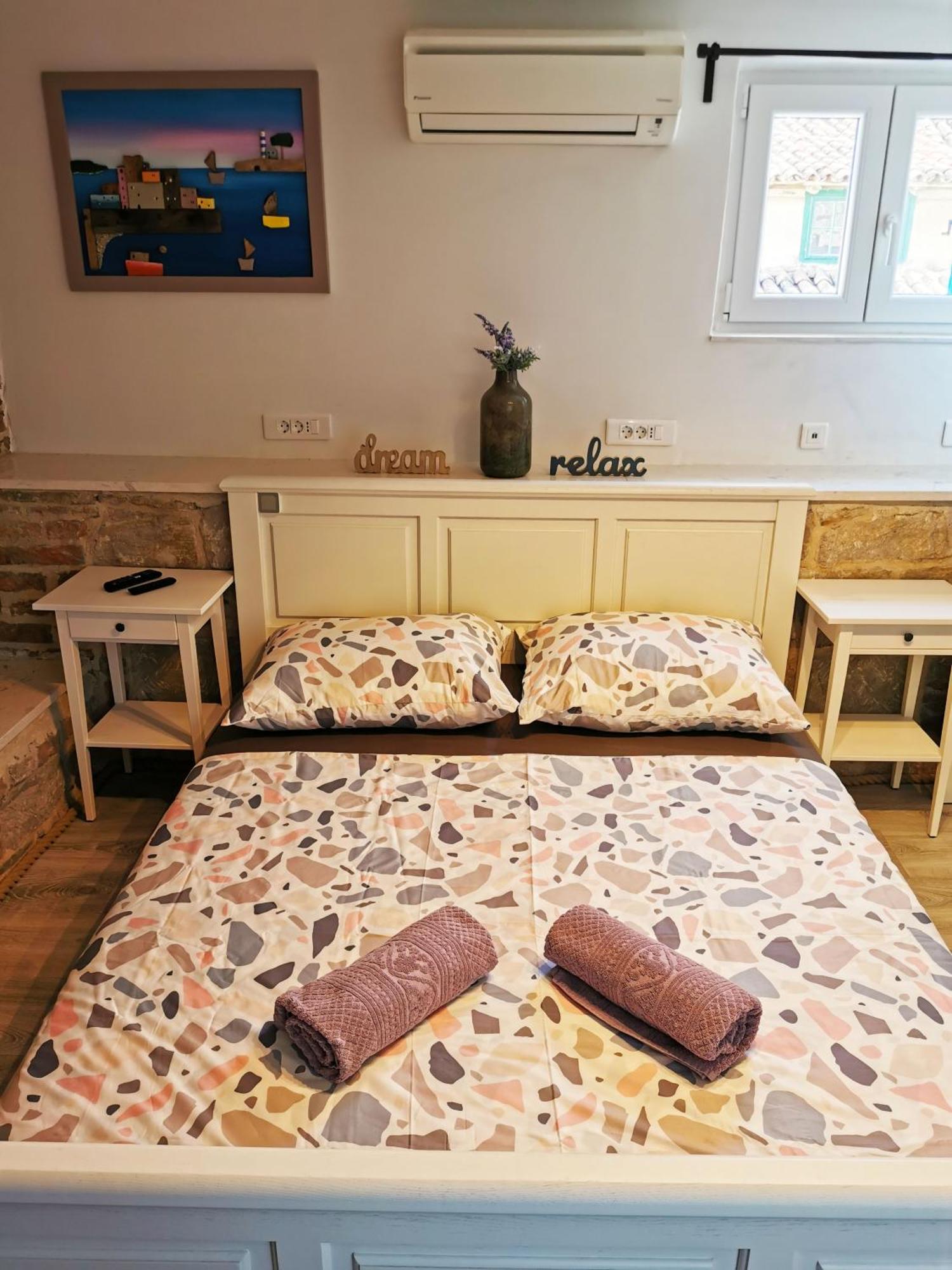 Croparadise Hostel Split Buitenkant foto