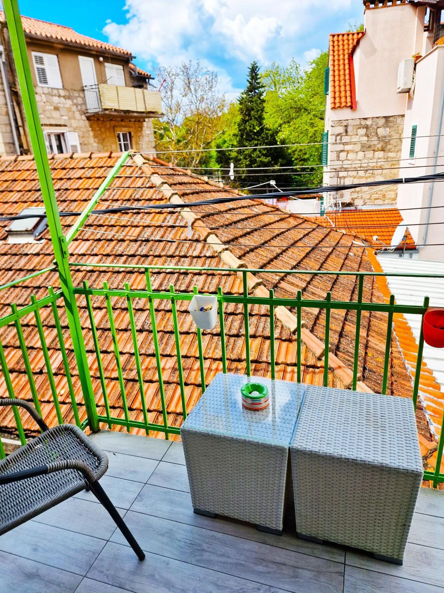 Croparadise Hostel Split Buitenkant foto